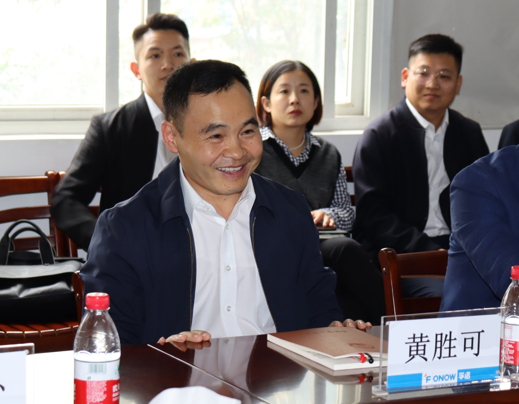 東陽(yáng)市市長(zhǎng)黃勝可